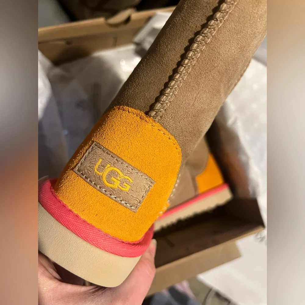 UGG Kids Classic Short II Water Resistant Wool Boot in Beachwood/Papaya Youth 2